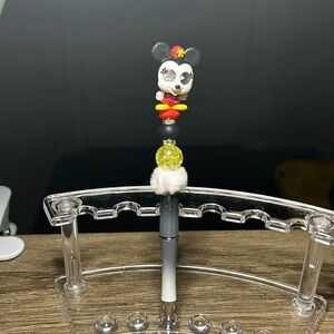 Minnie Mouse Doorable Pen 1 Of 1